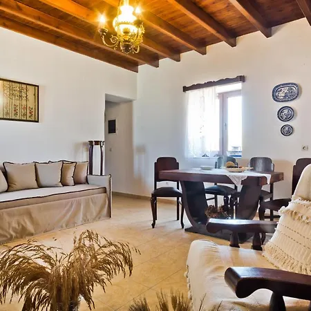 Symone Tatil Evi Afiartis