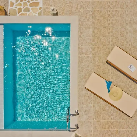 Hébergement de vacances Symone Afiartis